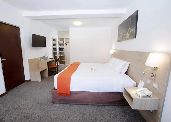 Casa Andina Standard Catedral Hotel 3*