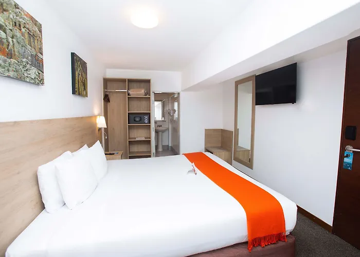 Hotel Casa Andina Standard Catedral 3*
